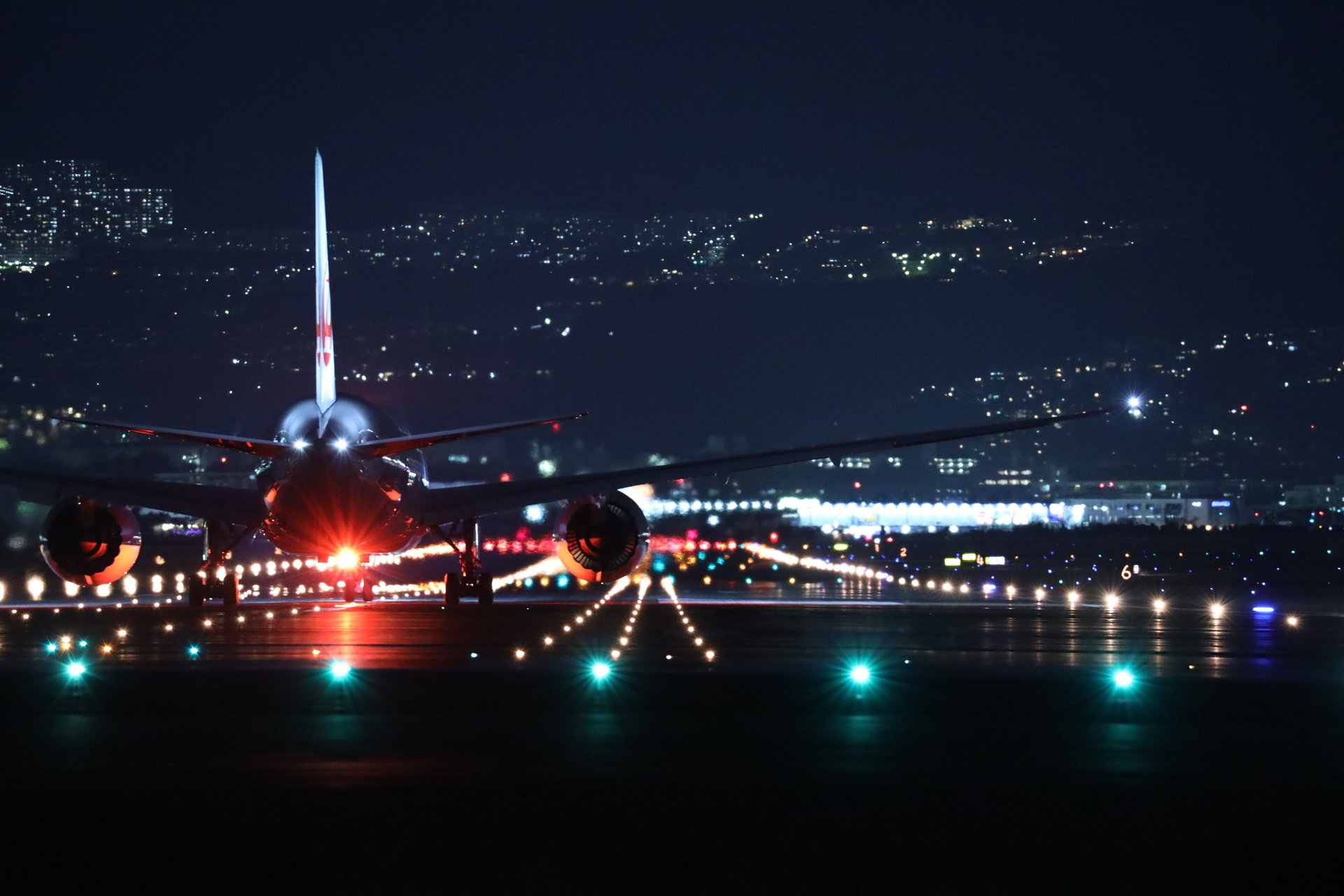 伊丹空港の夜景撮影を実施しました 飛行機で国内旅行に行こう
